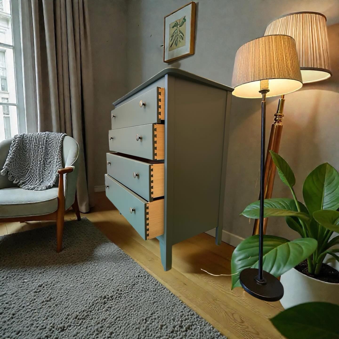 Lebus Drawers